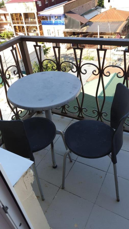 Hôtel Ахра à Gagra Extérieur photo